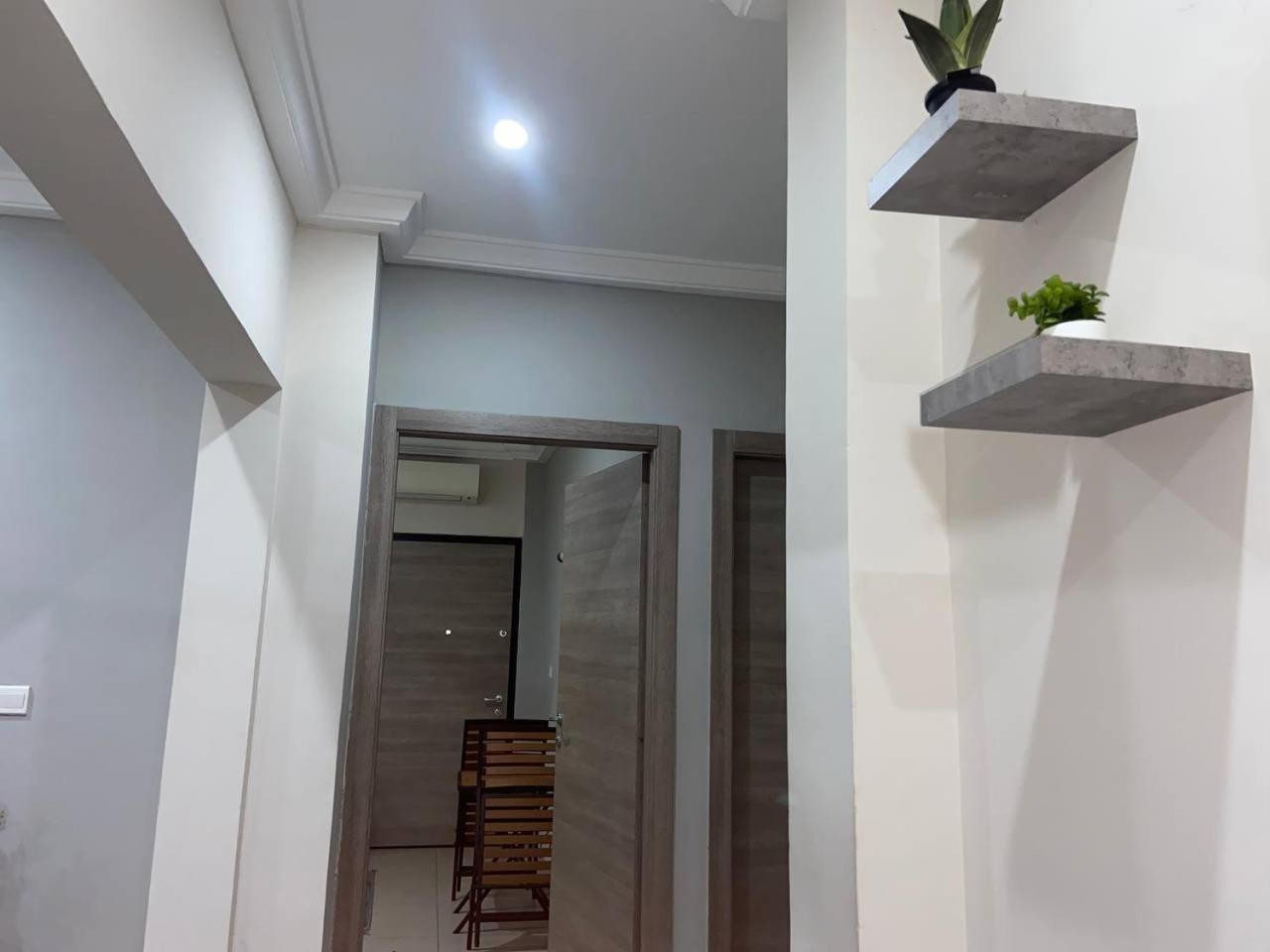 Queens View Apartment Аккра Екстер'єр фото