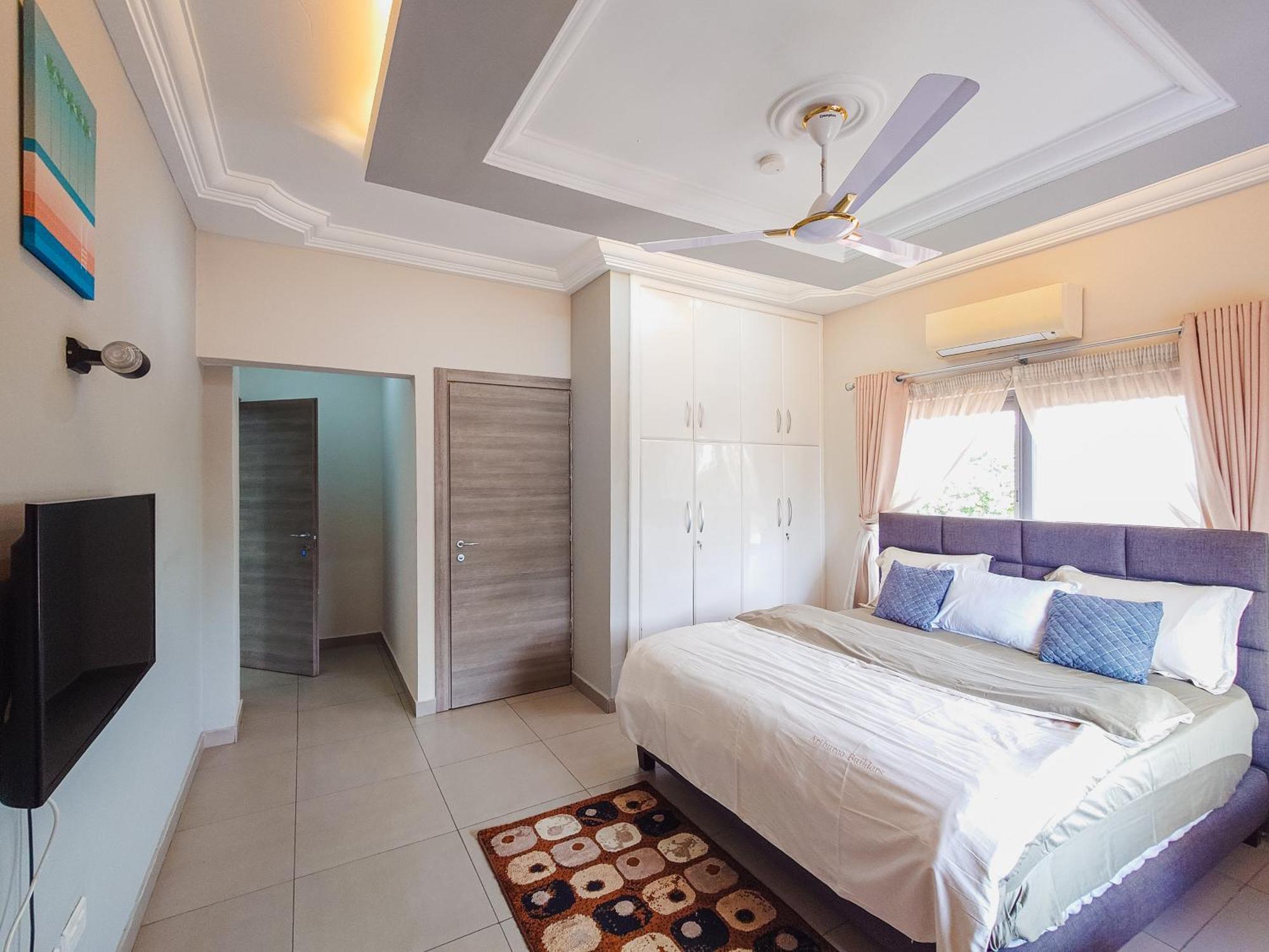 Queens View Apartment Аккра Екстер'єр фото