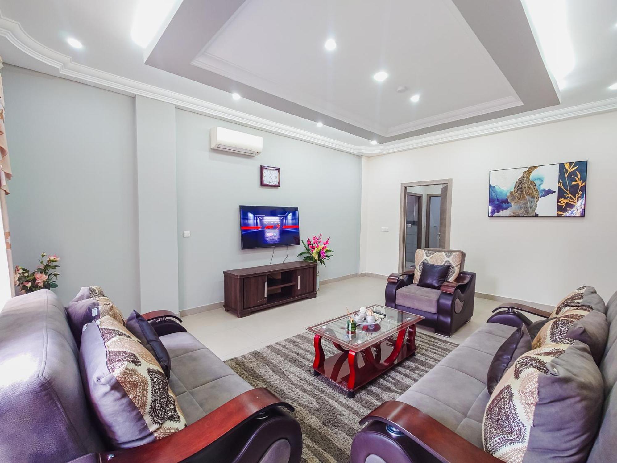 Queens View Apartment Аккра Екстер'єр фото