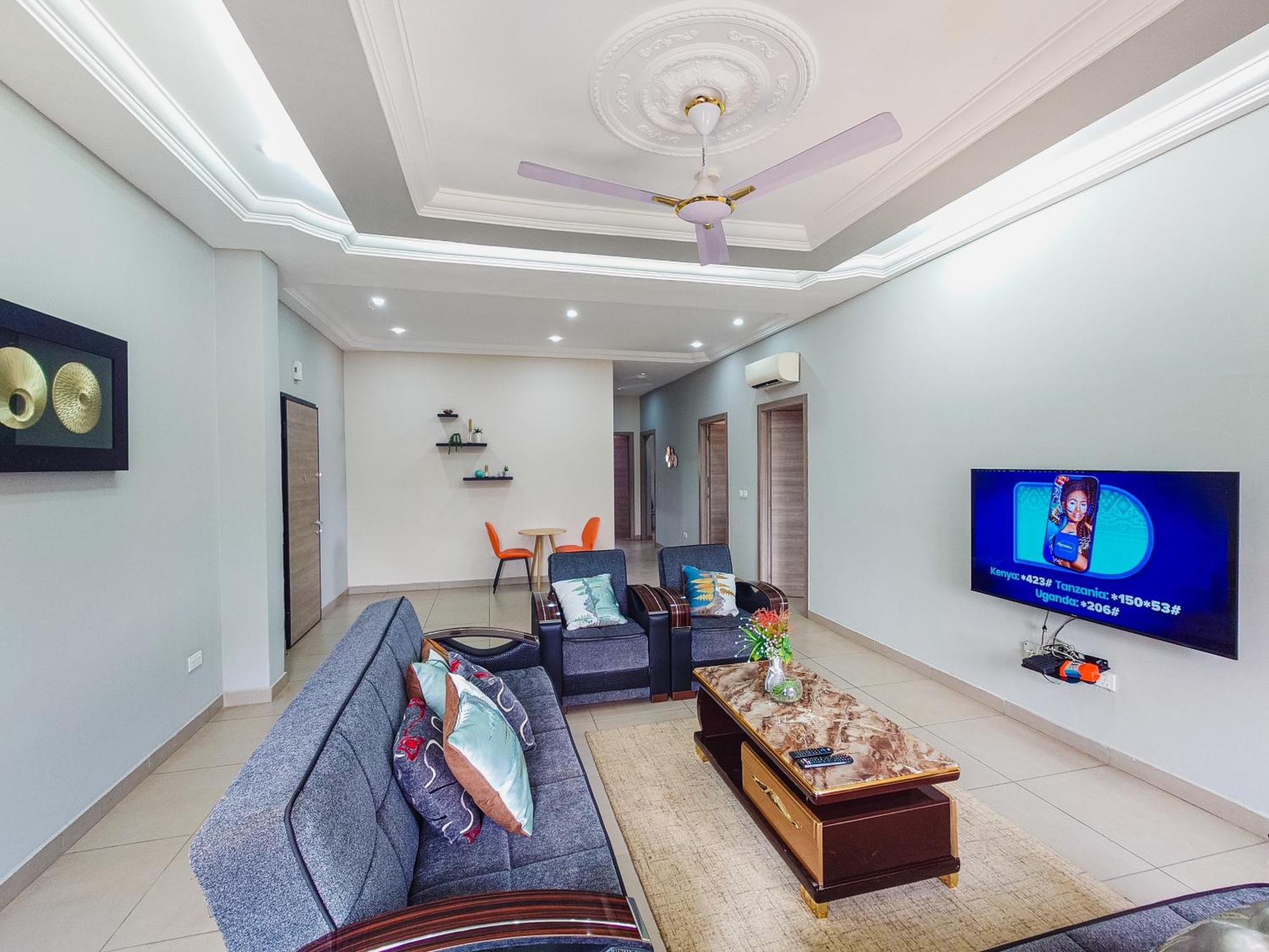 Queens View Apartment Аккра Екстер'єр фото