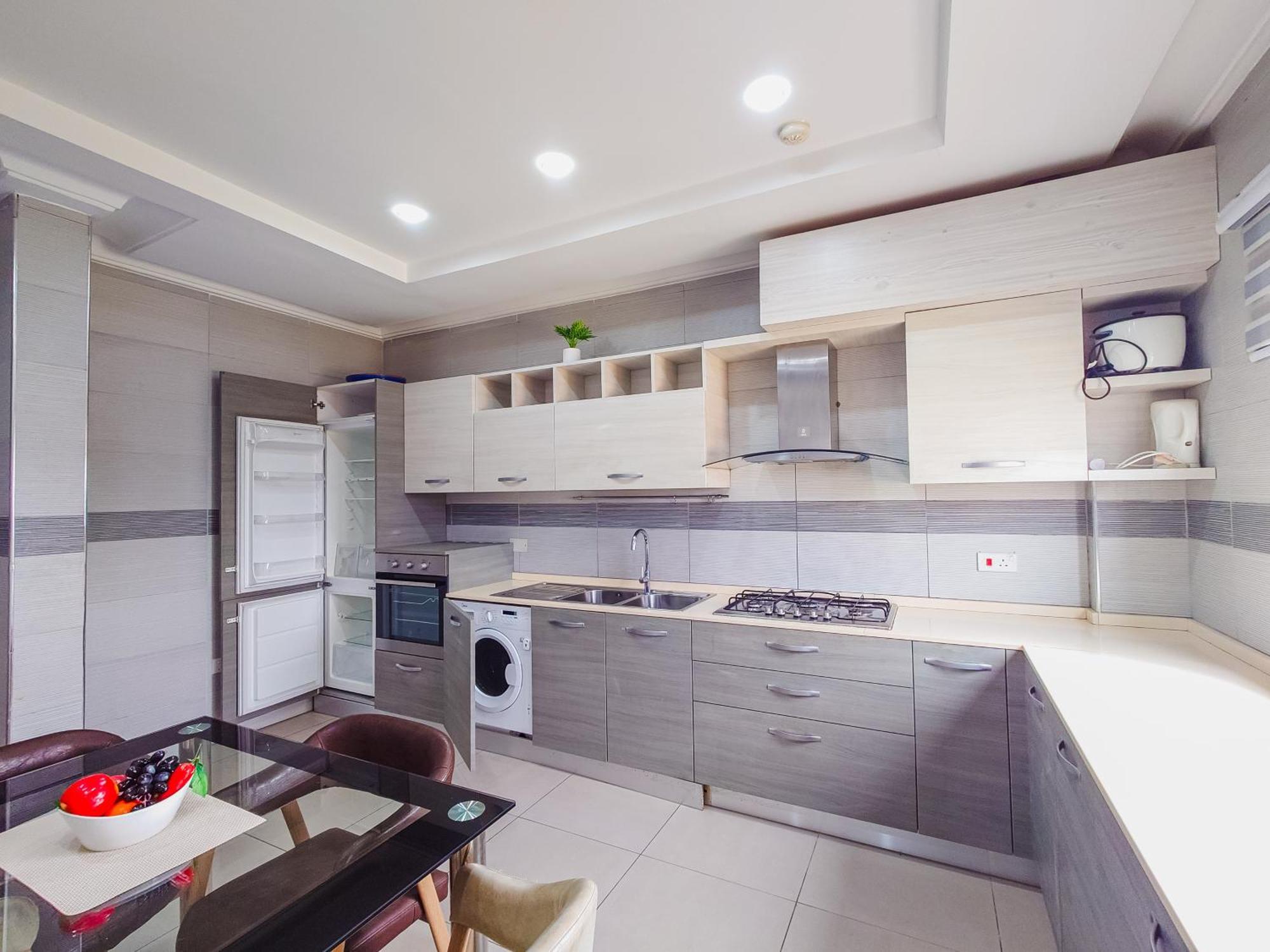 Queens View Apartment Аккра Екстер'єр фото
